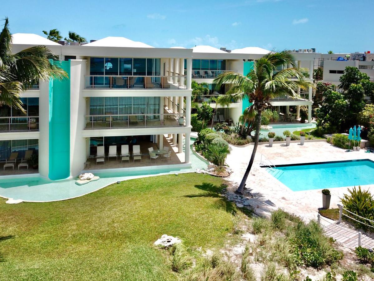 Coral Gardens On Grace Bay Hotel Exterior photo
