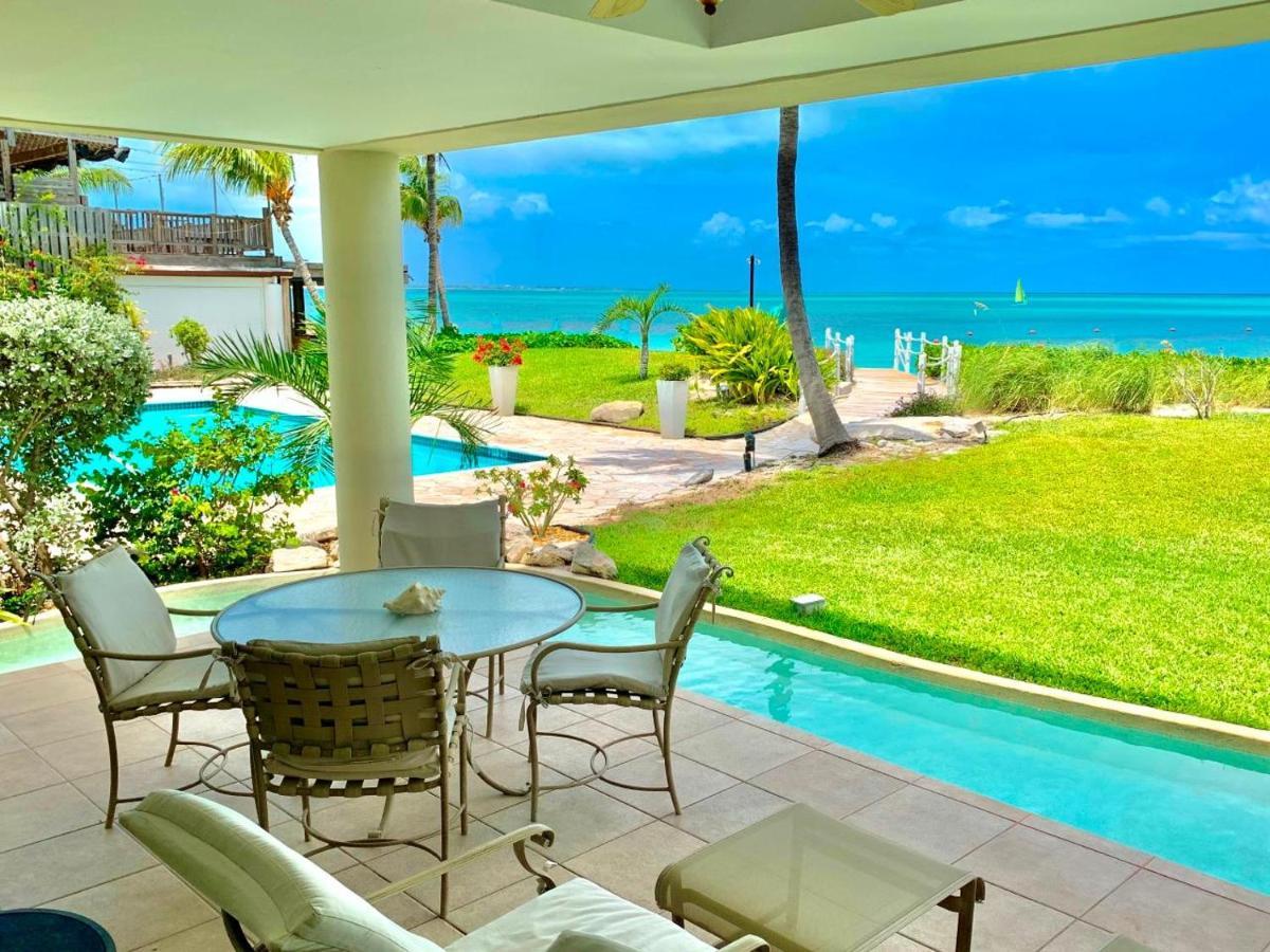 Coral Gardens On Grace Bay Hotel Exterior photo