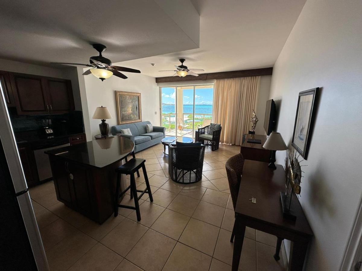 Coral Gardens On Grace Bay Hotel Exterior photo