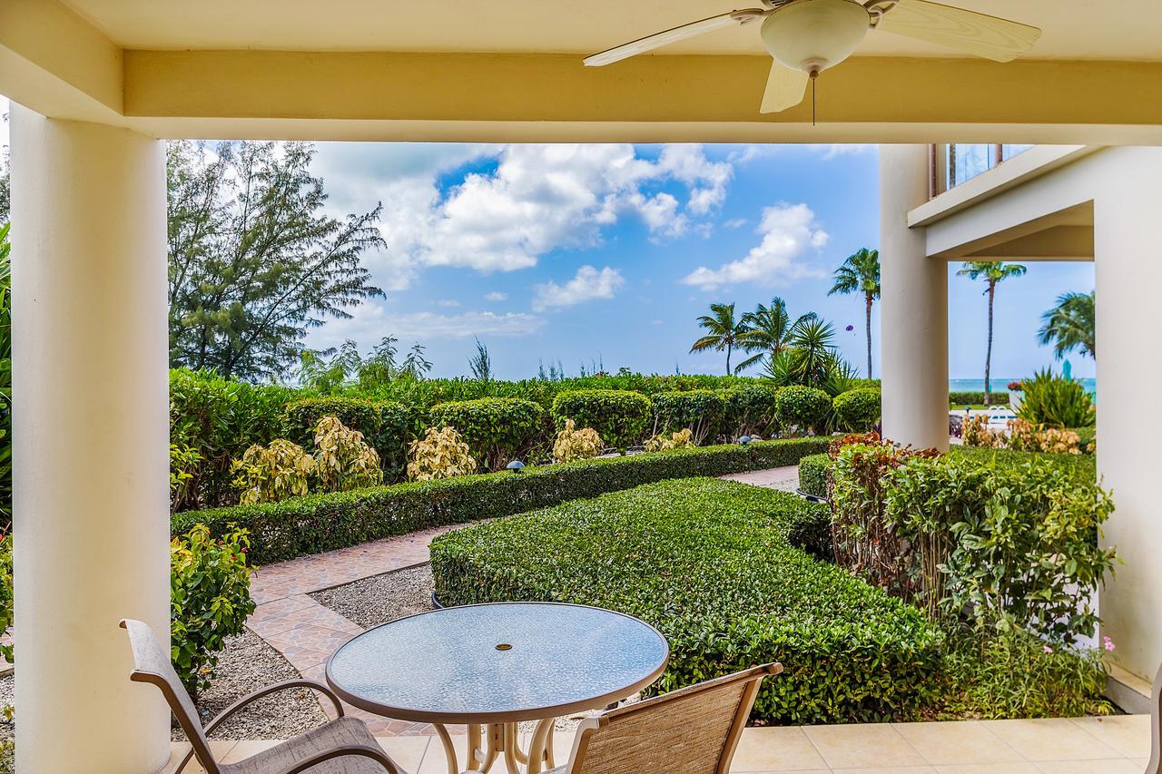 Coral Gardens On Grace Bay Hotel Exterior photo