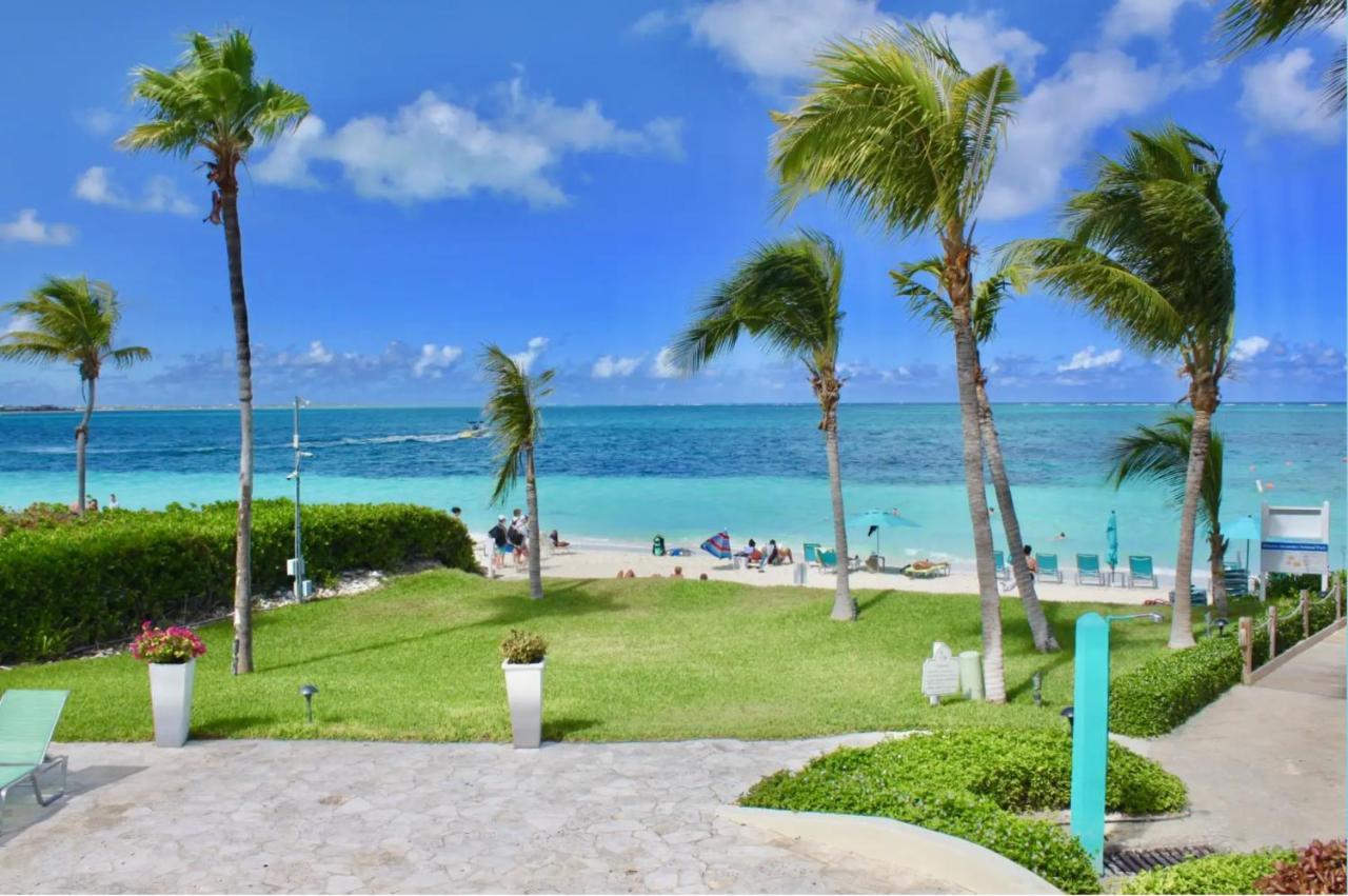 Coral Gardens On Grace Bay Hotel Exterior photo